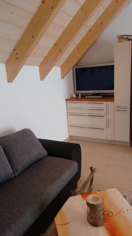 Appartment Iris Айх Екстериор снимка