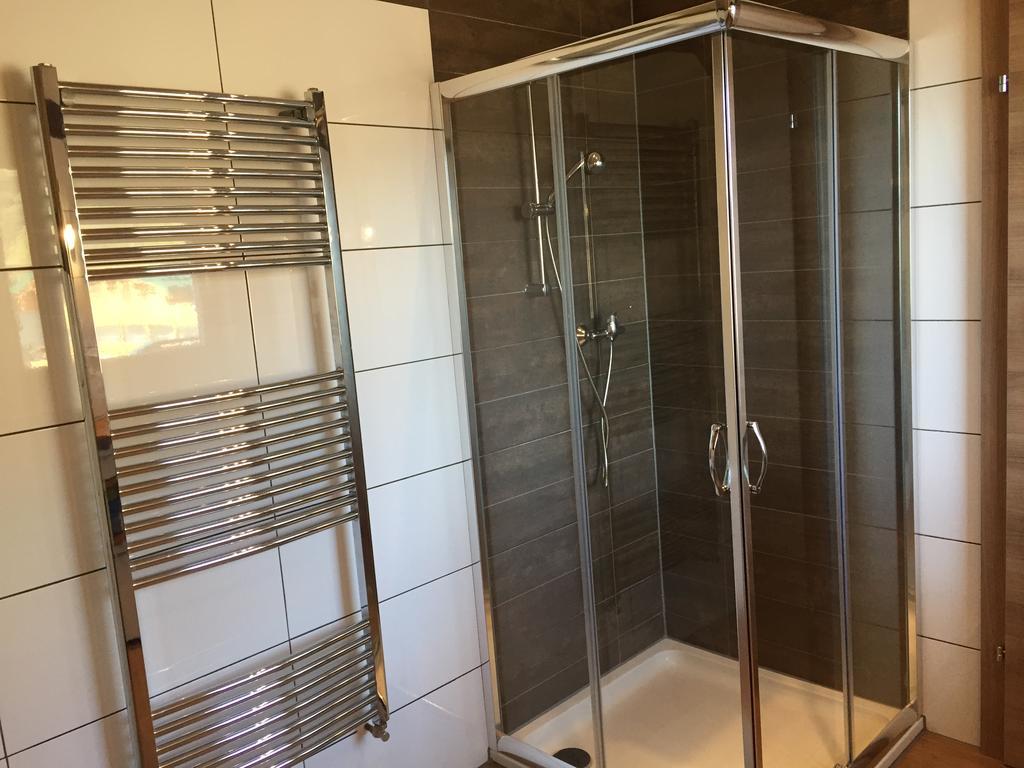 Appartment Iris Айх Екстериор снимка